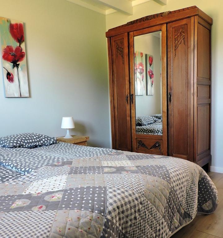Vakantieboerderij Ferme Le Bleuet Ohey Room photo