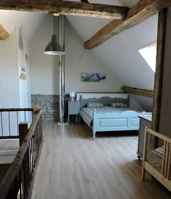 Vakantieboerderij Ferme Le Bleuet Ohey Room photo
